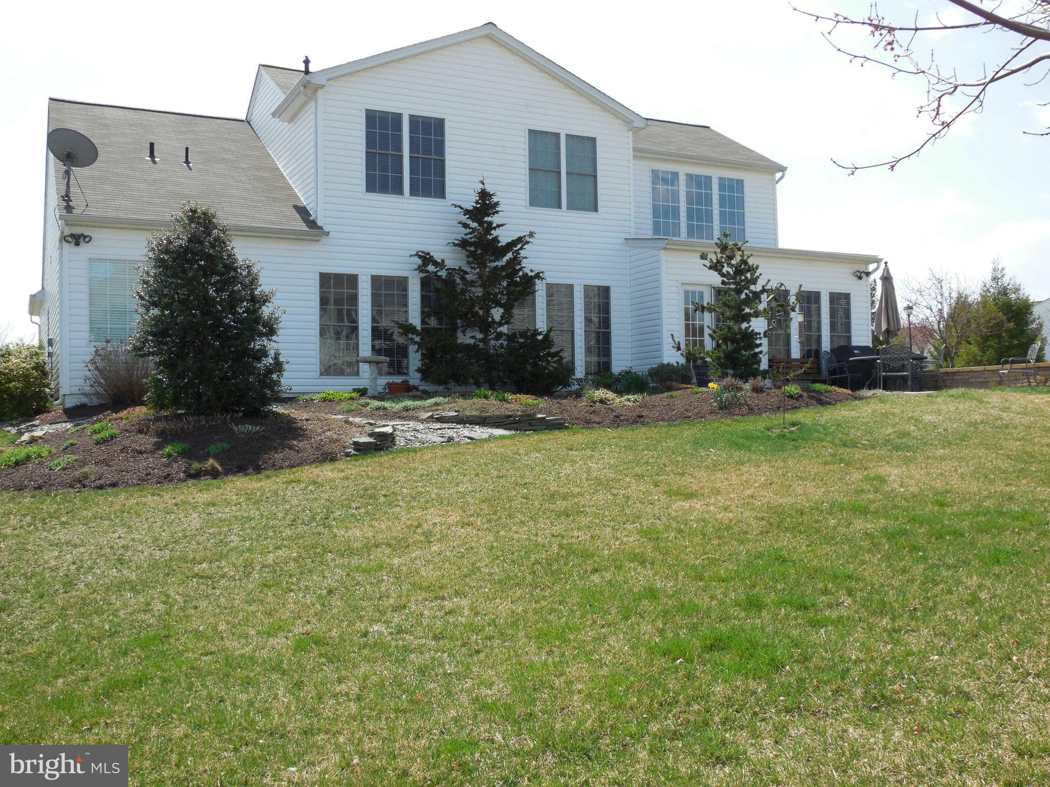 409 High Earls Road Westminster, MD 21158 - Photo 4 of 30 Exterior (Rear)