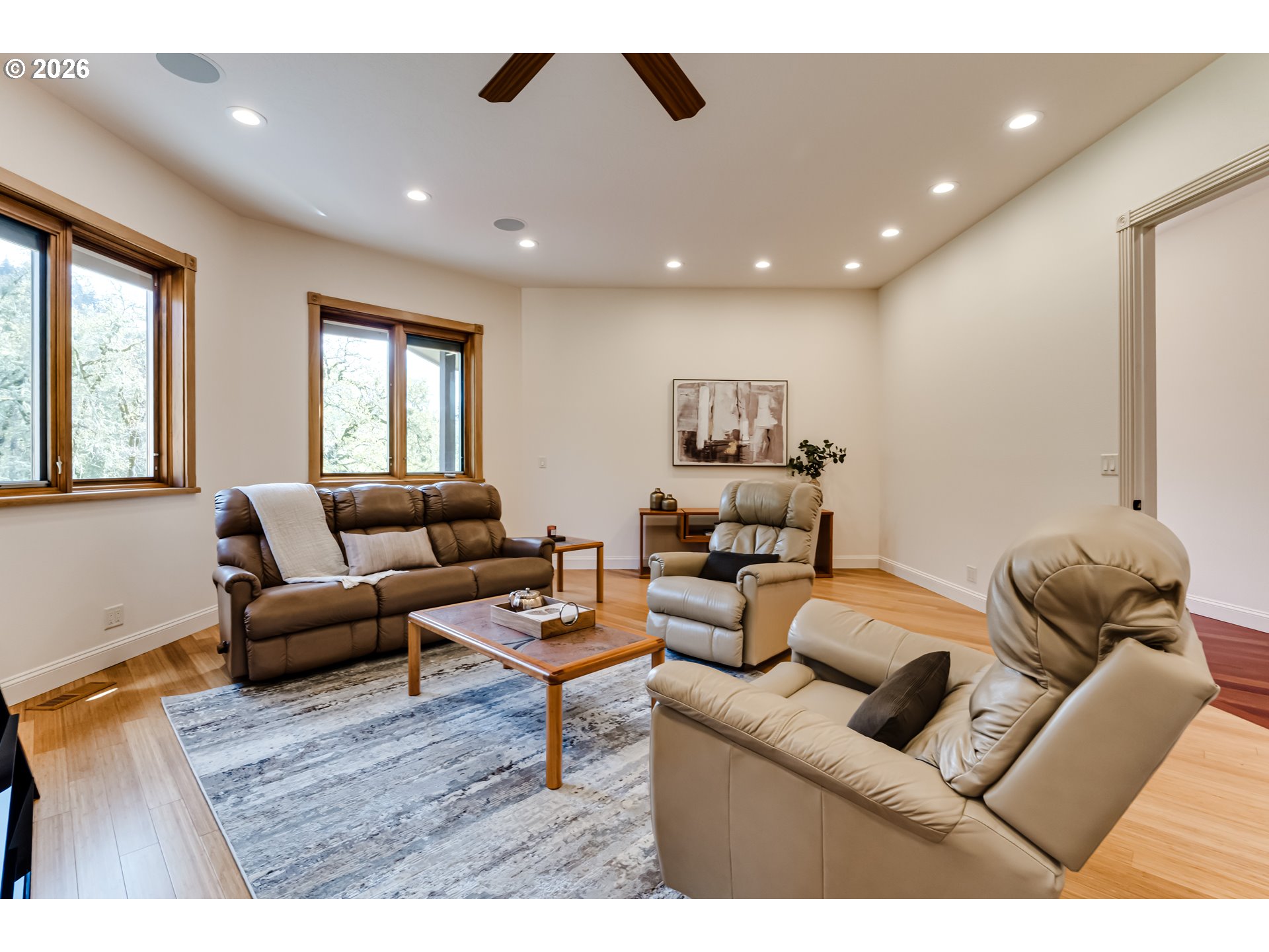 37871 Jasper Lowell Road Springfield, OR 97478 - Photo 17 of 48 Sitting Room