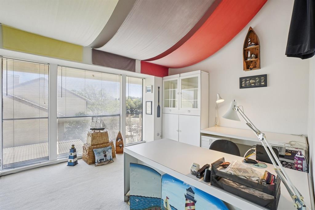 4569 North O'Connor Road, Unit 1319 Irving, TX 75062 - Photo 21 of 40 Upstairs bedroom currently being used as an office with amazing light