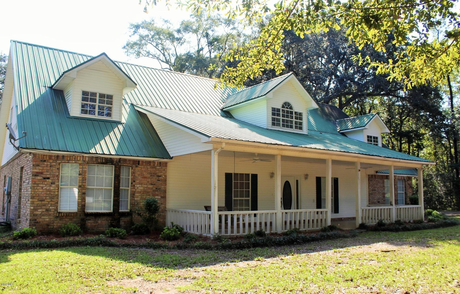 2915 Lee Pierce Road Moss Point, MS 39562 - Photo 36 of 40 32