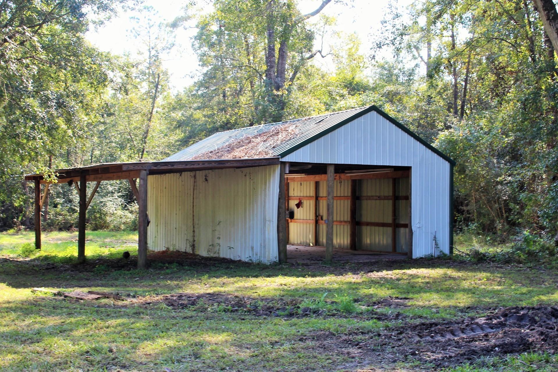 2915 Lee Pierce Road Moss Point, MS 39562 - Photo 38 of 40 front (22)