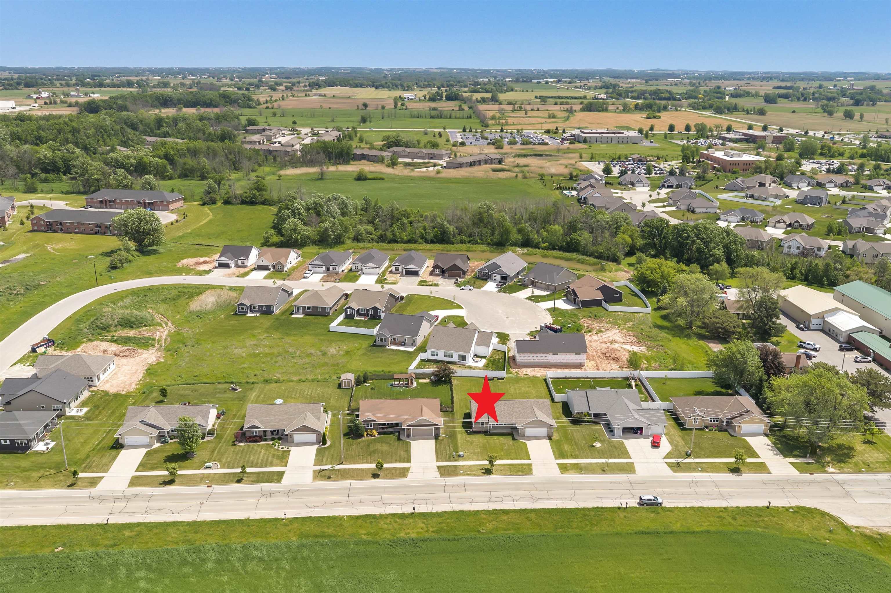 1659 Ontario Road Green Bay, WI 54311 - Photo 31 of 37