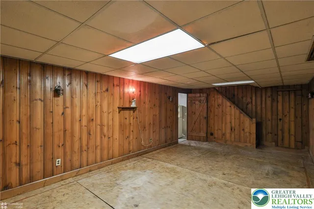 $435,000 | 1104 Raymond Avenue, Bethlehem, PA 18018