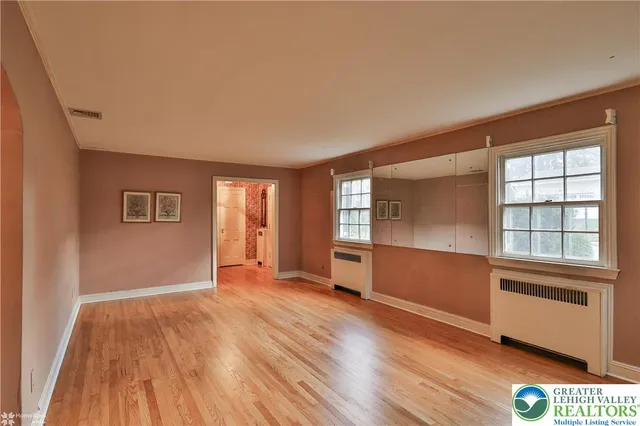 $425,000 | 1104 Raymond Avenue, Bethlehem, PA 18018