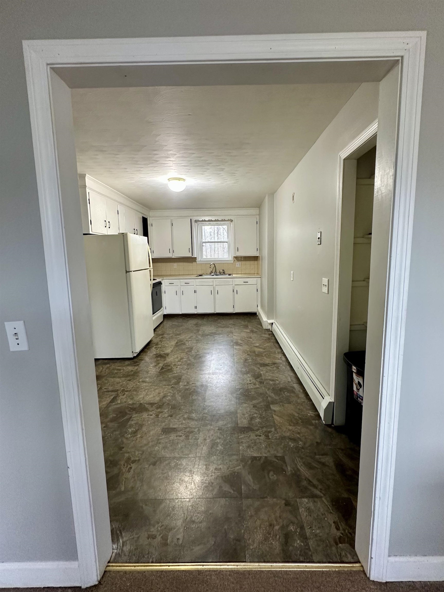 94 Maple Street, Unit E Somersworth, NH 03878 - Photo 4 of 12
