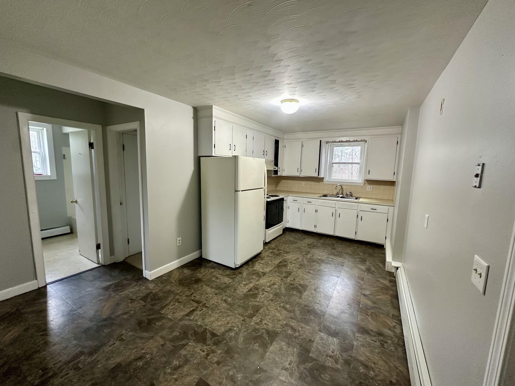 94 Maple Street, Unit E Somersworth, NH 03878 - Photo 5 of 12