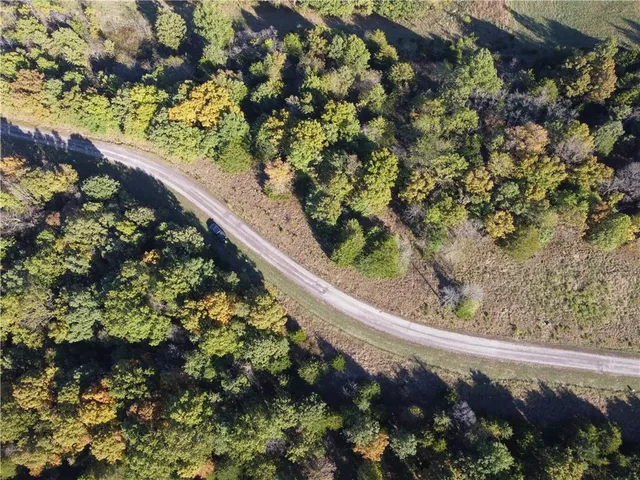 $32,802 | Lot 3 Fraction Point Drive, Warsaw, MO 65355