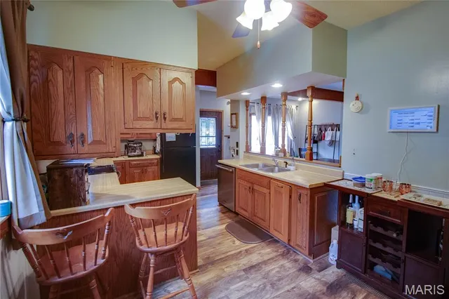 $187,185 | 307 North East Street, Carlinville, IL 62626