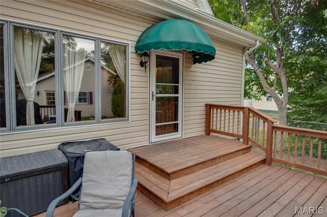 $187,185 | 307 North East Street, Carlinville, IL 62626