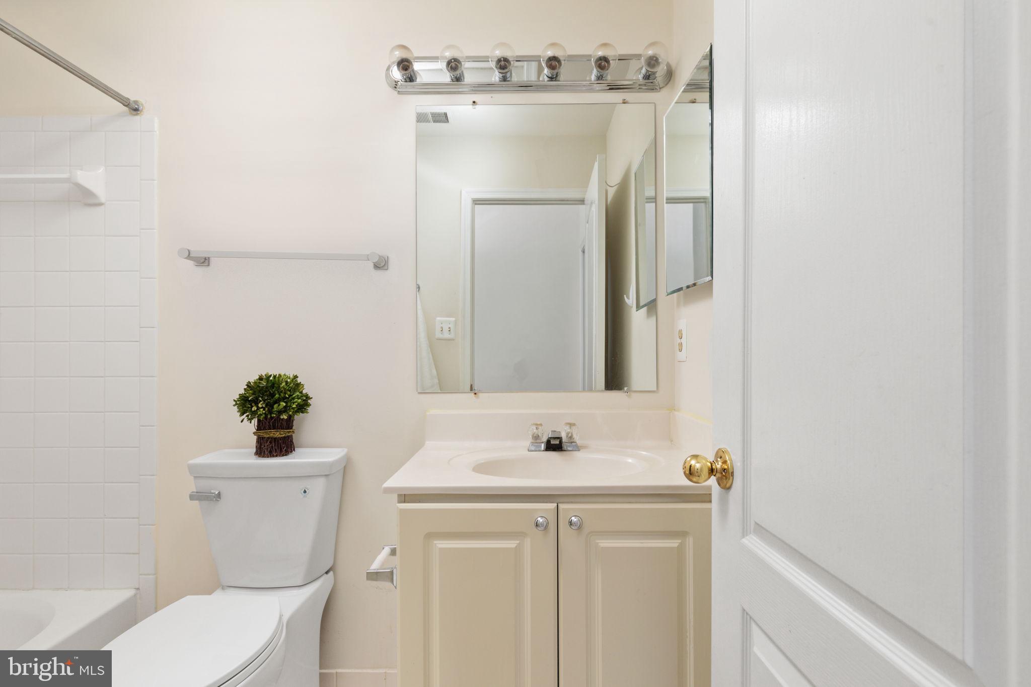 44911 Point Bay Terrace Ashburn, VA 20147 - Photo 20 of 31