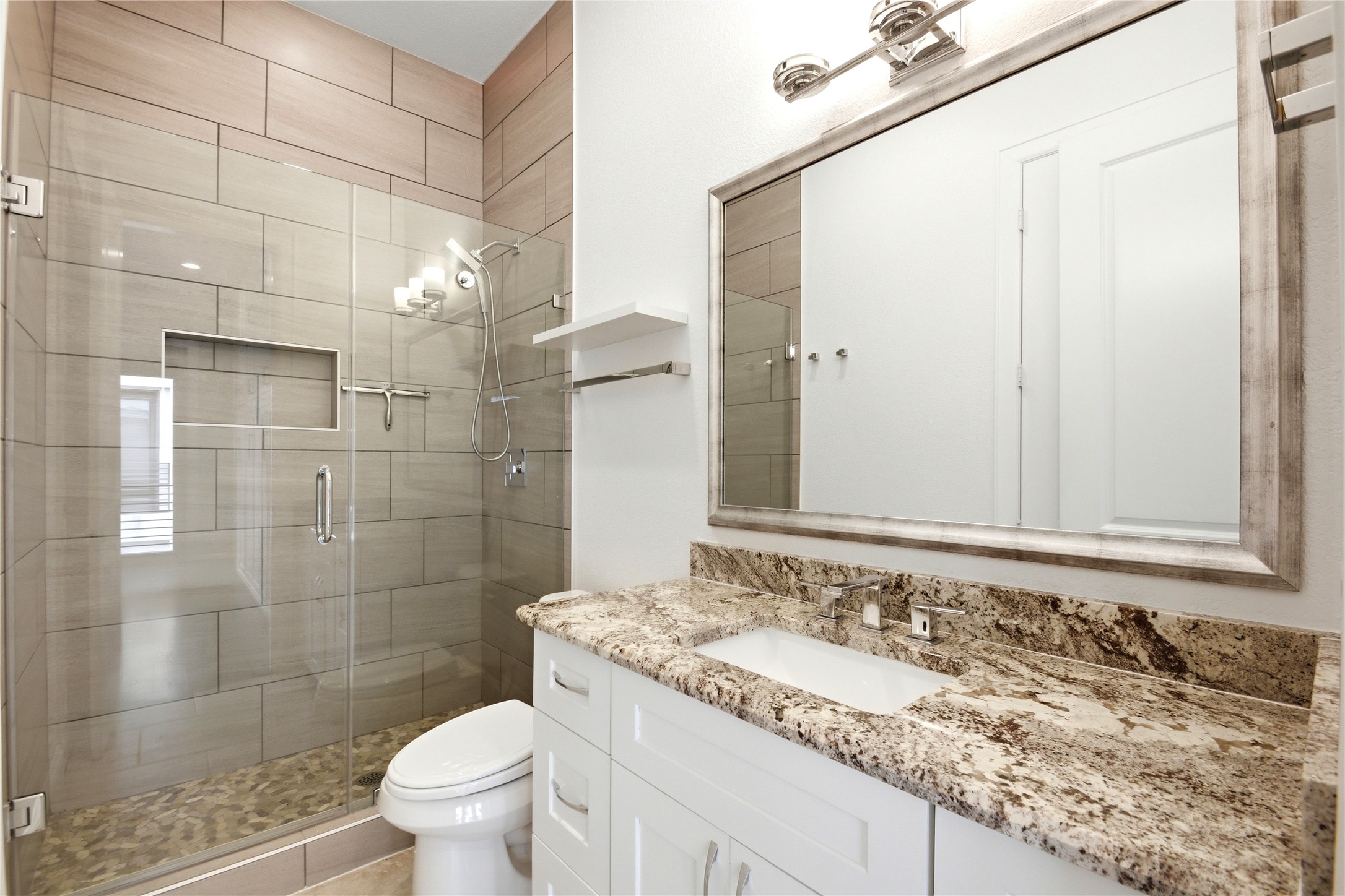 2119 Taft Street Houston, TX 77006 - Photo 46 of 50