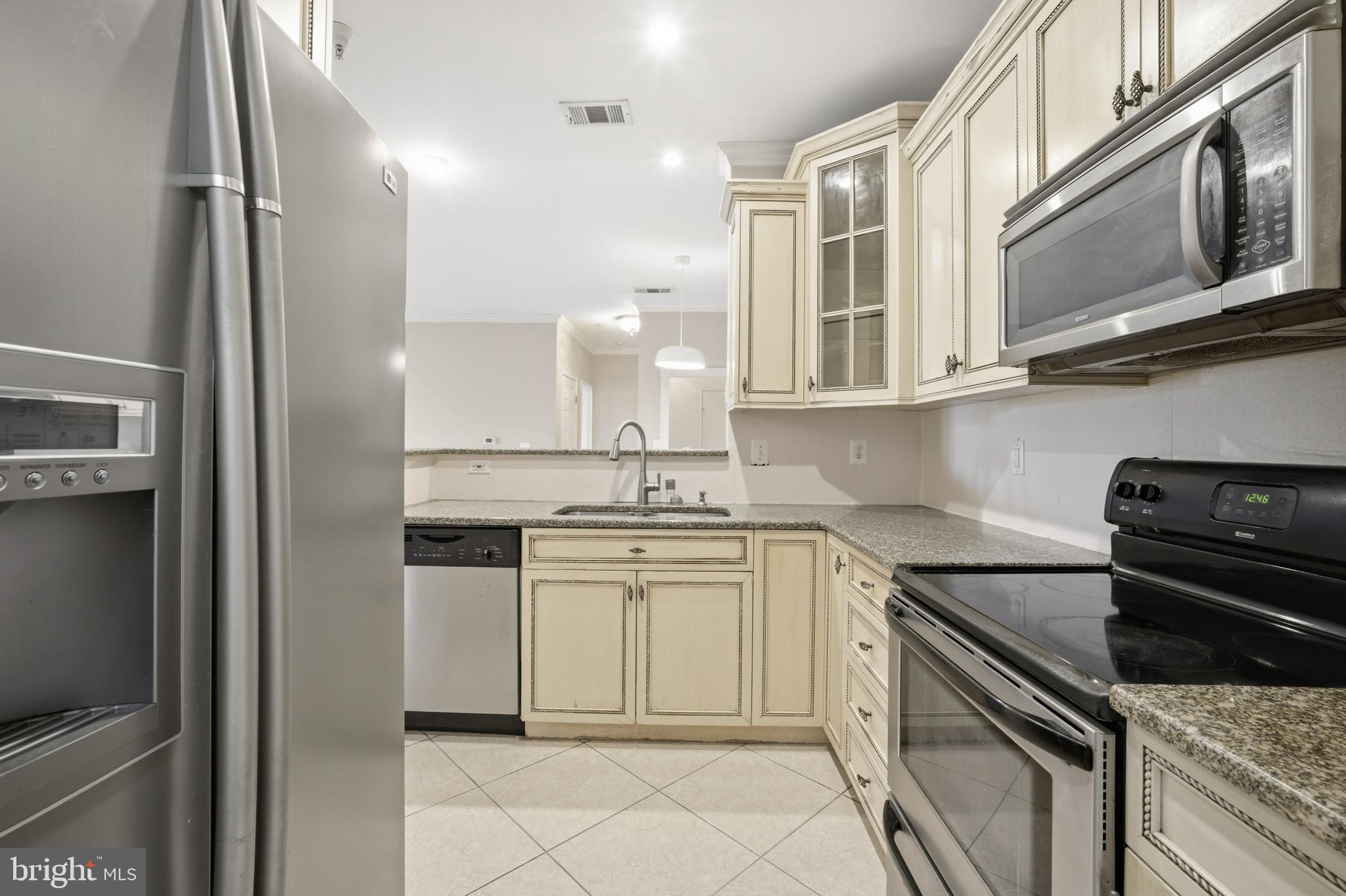 1591 Spring Gate Dr., Unit 3108 McLean, VA 22102 - Photo 27 of 47