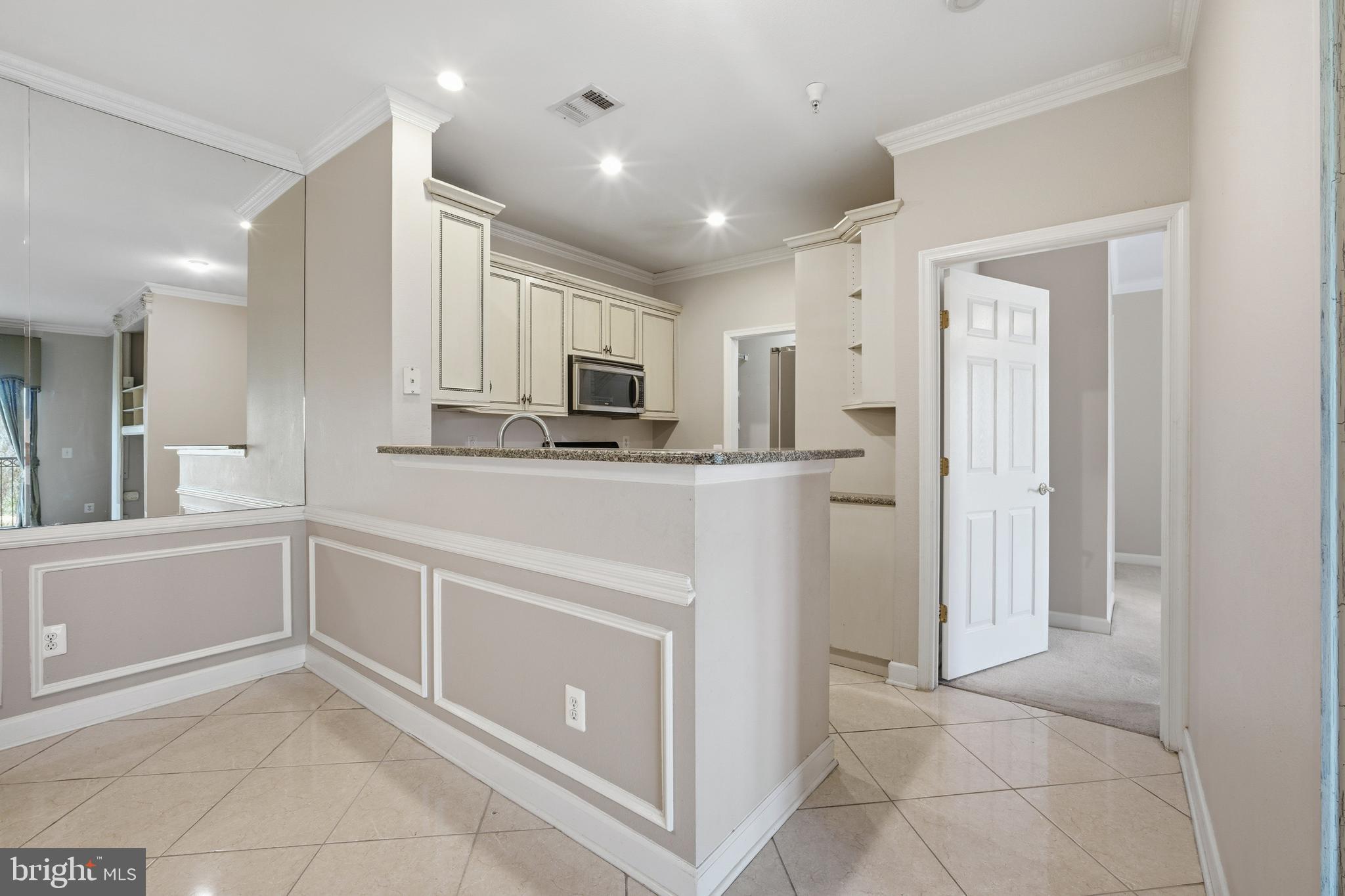 1591 Spring Gate Dr., Unit 3108 McLean, VA 22102 - Photo 28 of 47