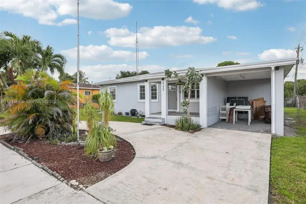 $783,000 | 6230 East 2nd Avenue, Hialeah, FL 33013