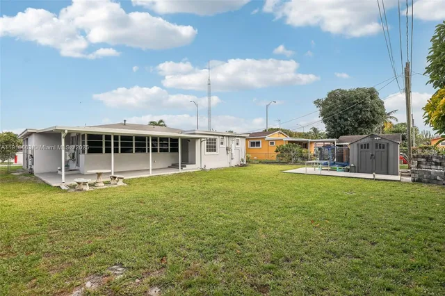 $783,000 | 6230 East 2nd Avenue, Hialeah, FL 33013