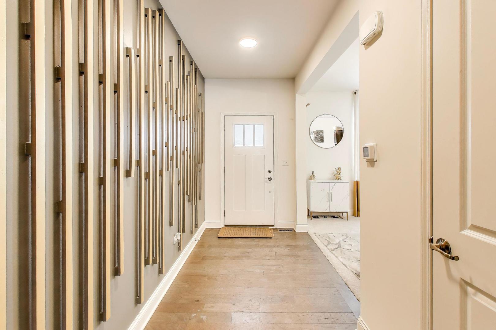 16155 Lake View Road Plainfield, IL 60586 - Photo 3 of 32