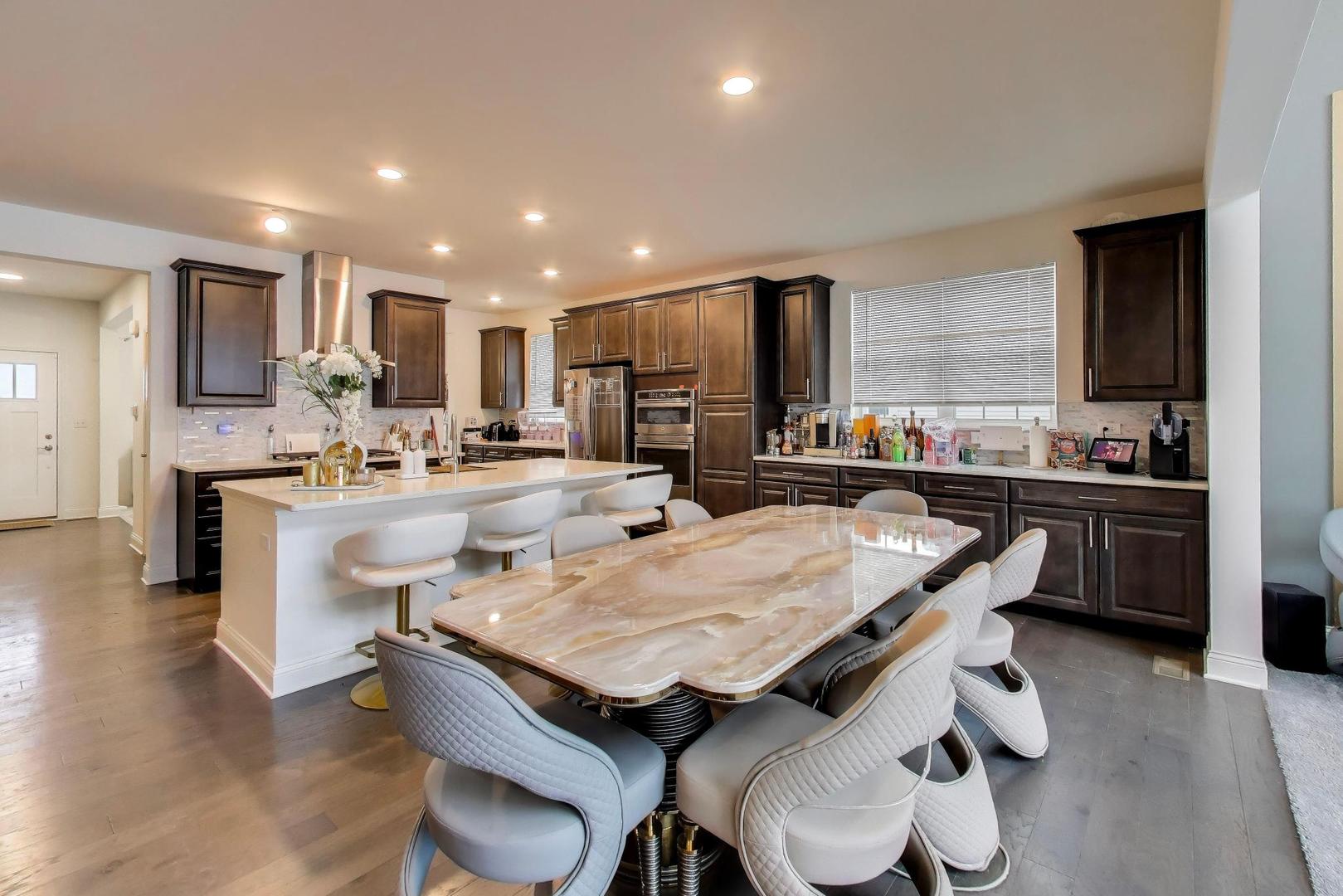 16155 Lake View Road Plainfield, IL 60586 - Photo 5 of 32