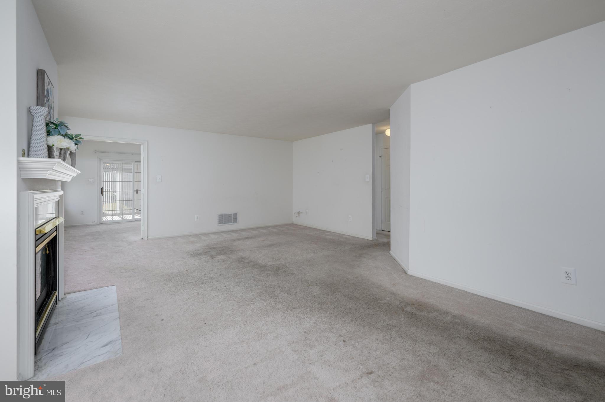 518 Hydrangea Drive Mount Laurel, NJ 08054 - Photo 14 of 33 View of Den