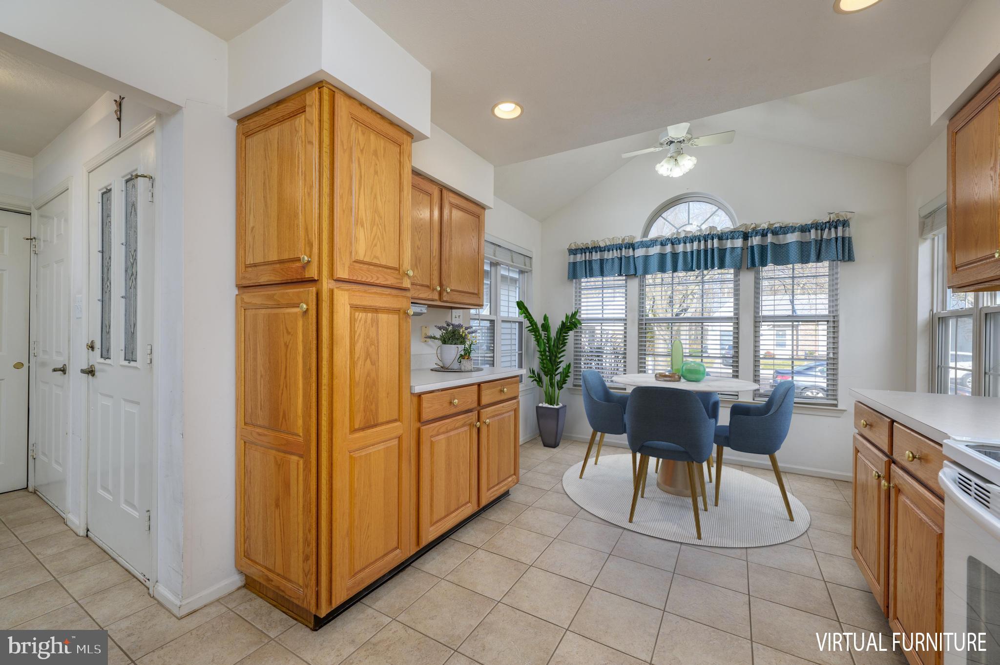 518 Hydrangea Drive Mount Laurel, NJ 08054 - Photo 5 of 33 Kitchen - Virtual Furniture