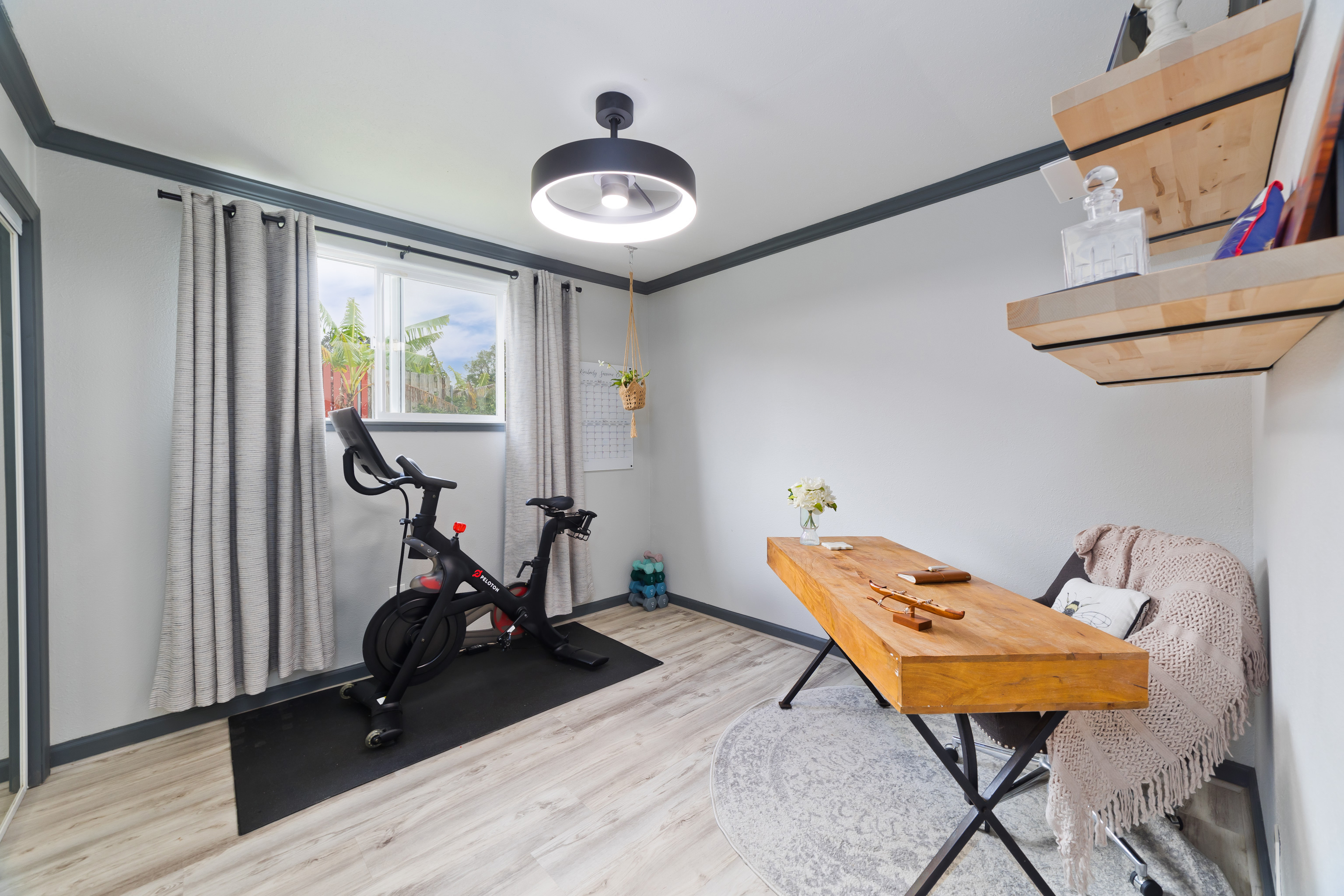 64-5246 Puu Nani Drive Kamuela, HI 96743 - Photo 12 of 25 a view of a room with gym equipment