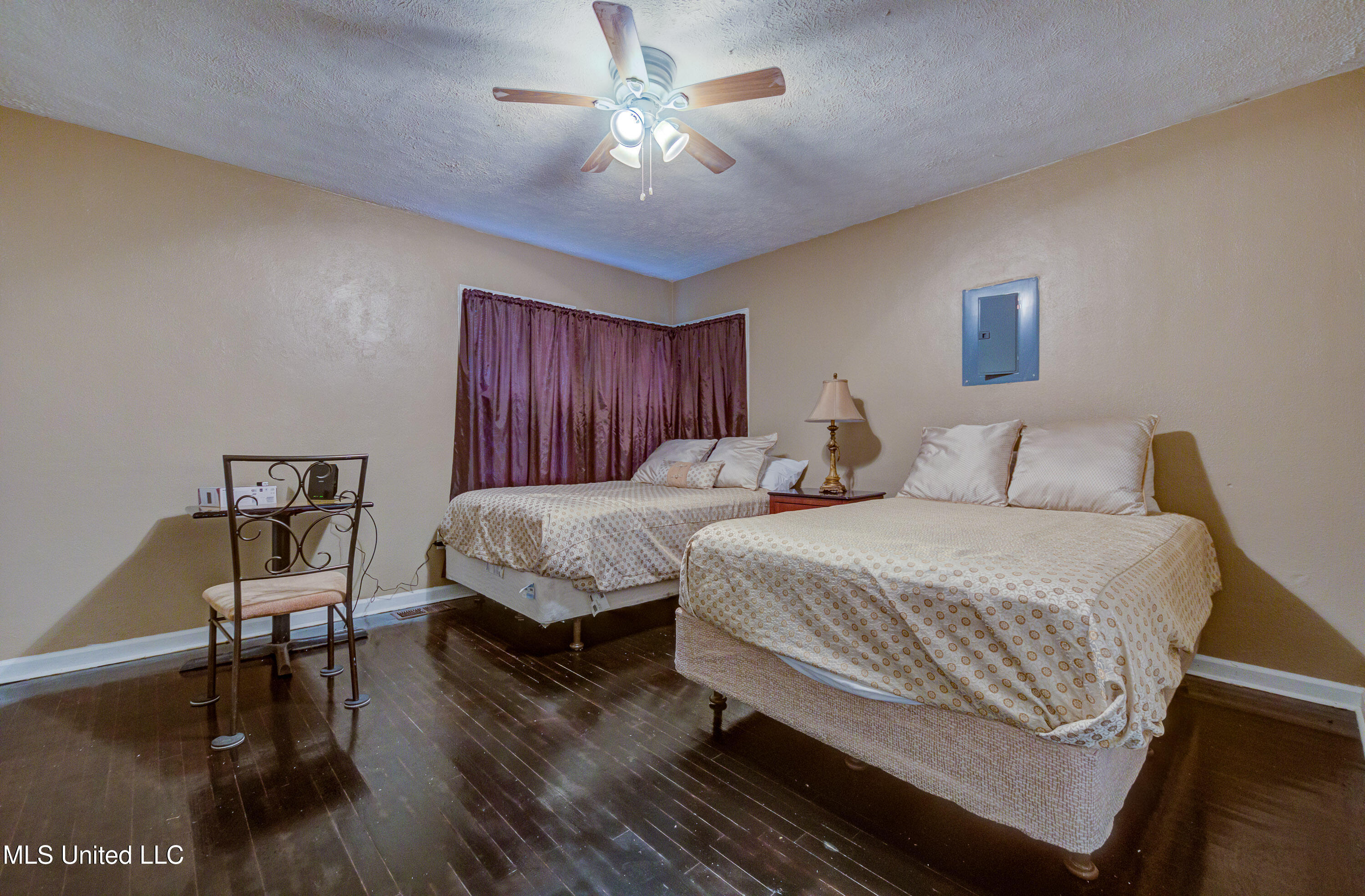 123 Bering Street Vicksburg, MS 39180 - Photo 3 of 7 Third Bedroom