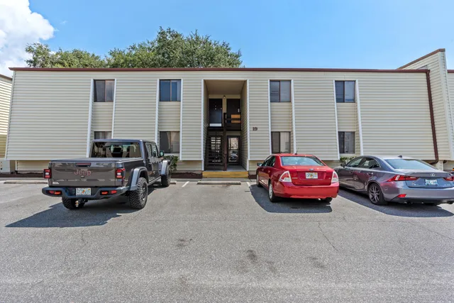 $189,000 | 308 Miracle Strip Parkway Southwest, Unit 19C, Fort Walton Beach, FL 32548