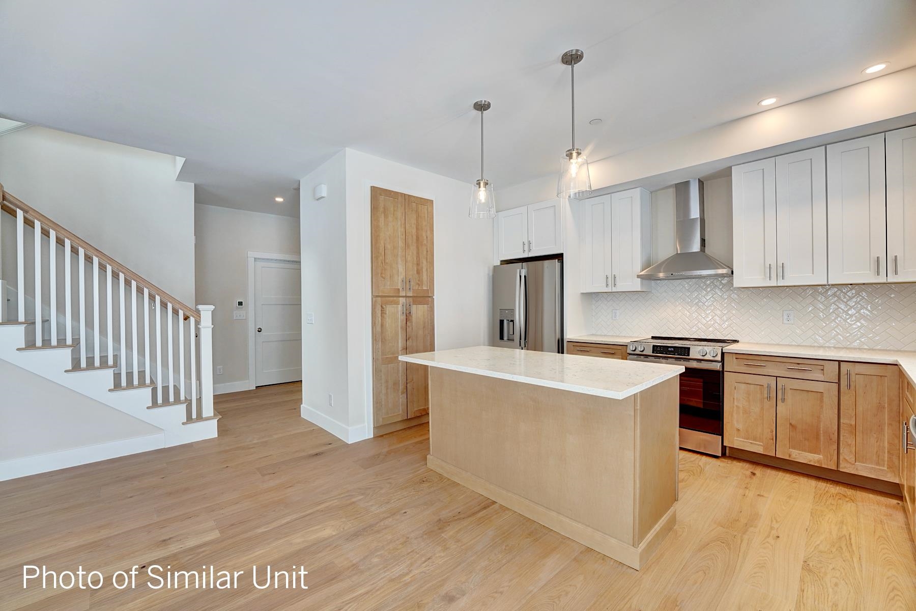 33 Kasnet Drive Rye, NH 03870 - Photo 4 of 23