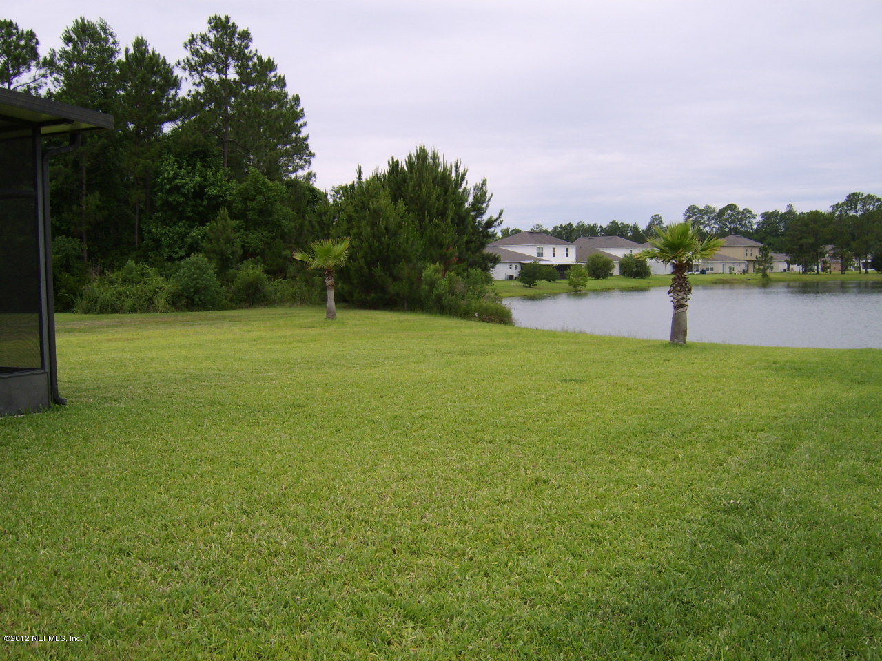 10346 Red Tip Road Jacksonville, FL 32218 - Photo 12 of 12 Backyard / right side view
