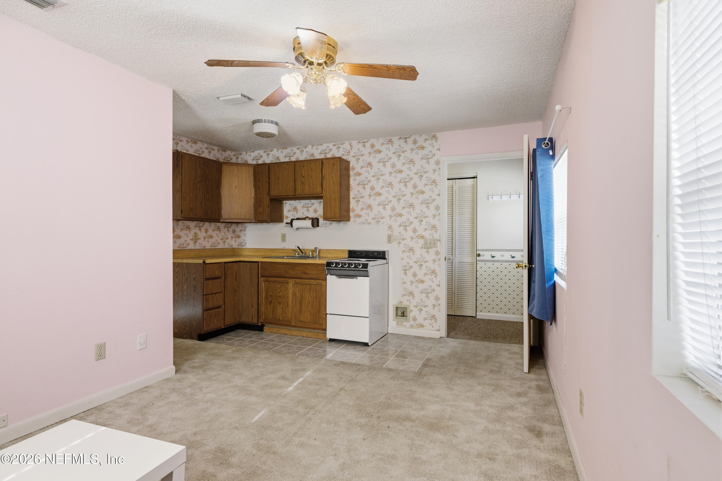 2495 Aquarius Road Orange Park, FL 32073 - Photo 19 of 29 EN SUITE KITCHEN