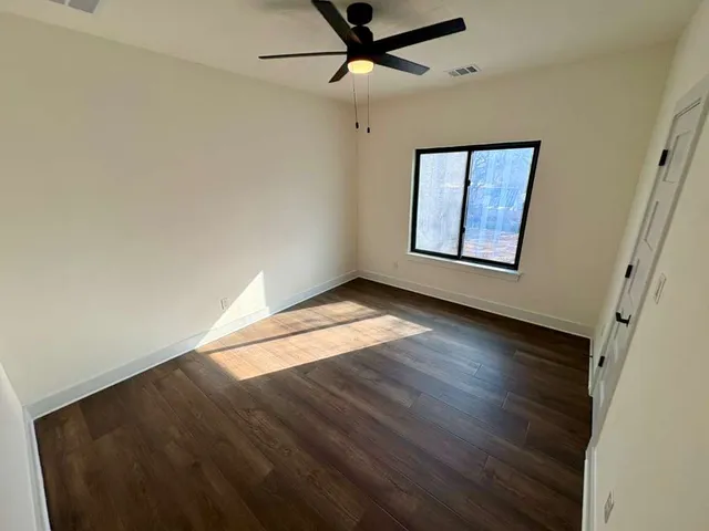 $3,295 | 10209 Gail Road, Austin, TX 78748