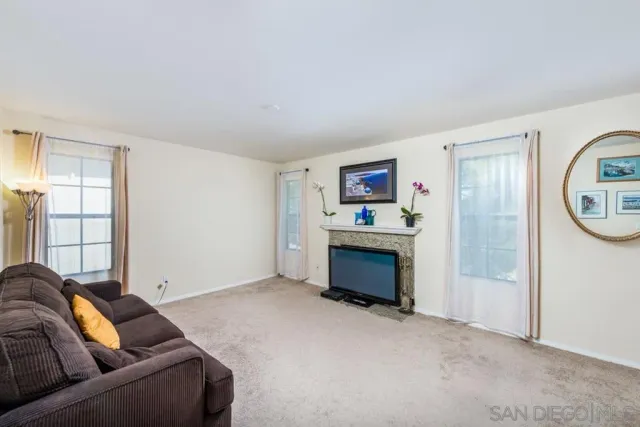 $2,650 | 14990 Avenida Venusto, Unit 36, San Diego, CA 92128