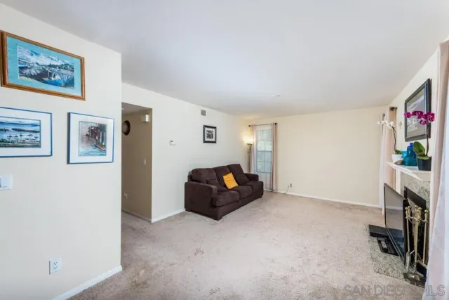 $2,650 | 14990 Avenida Venusto, Unit 36, San Diego, CA 92128
