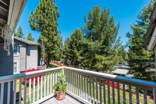 $2,650 | 14990 Avenida Venusto, Unit 36, San Diego, CA 92128