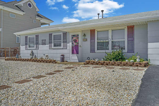 115 Stillwater Road Barnegat, NJ 08005 - Photo 3 of 28 115 Stillwater Rd Barnegat NJ-small-007-