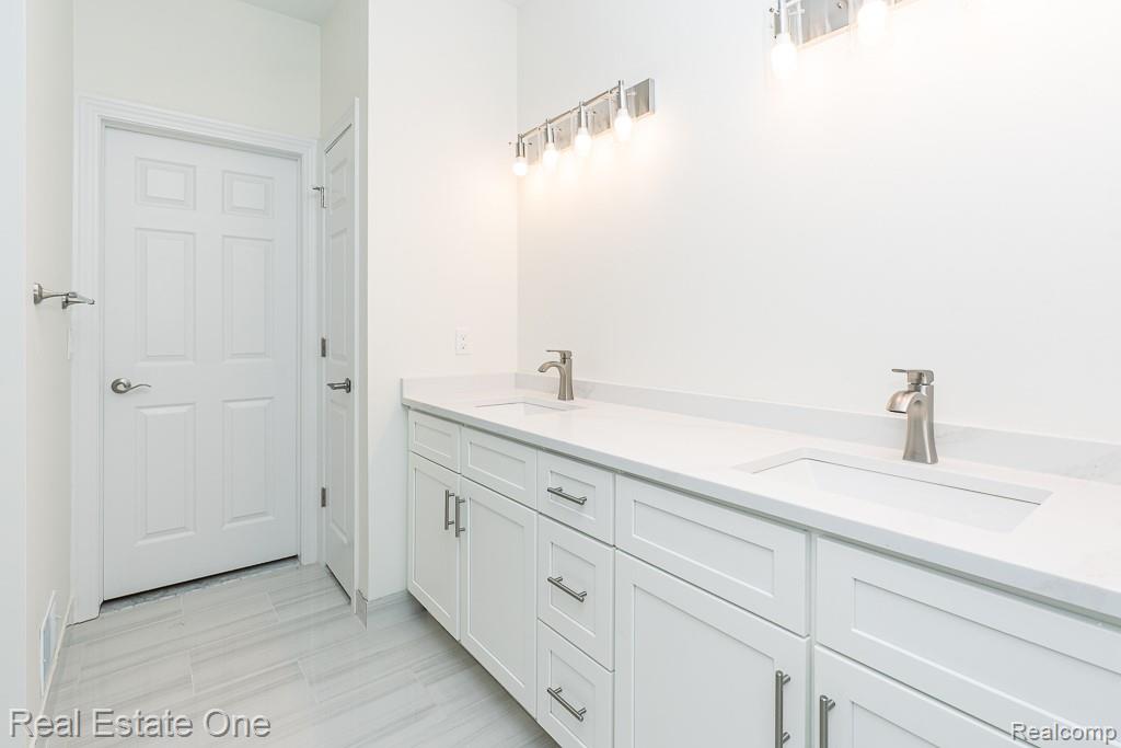 225 East Predmore Road Oakland, MI 48363 - Photo 39 of 64 Gallery Image 39