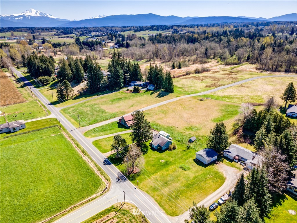 495 East Hemmi Road Lynden, WA 98264 - Photo 2 of 29 Gallery Image 2
