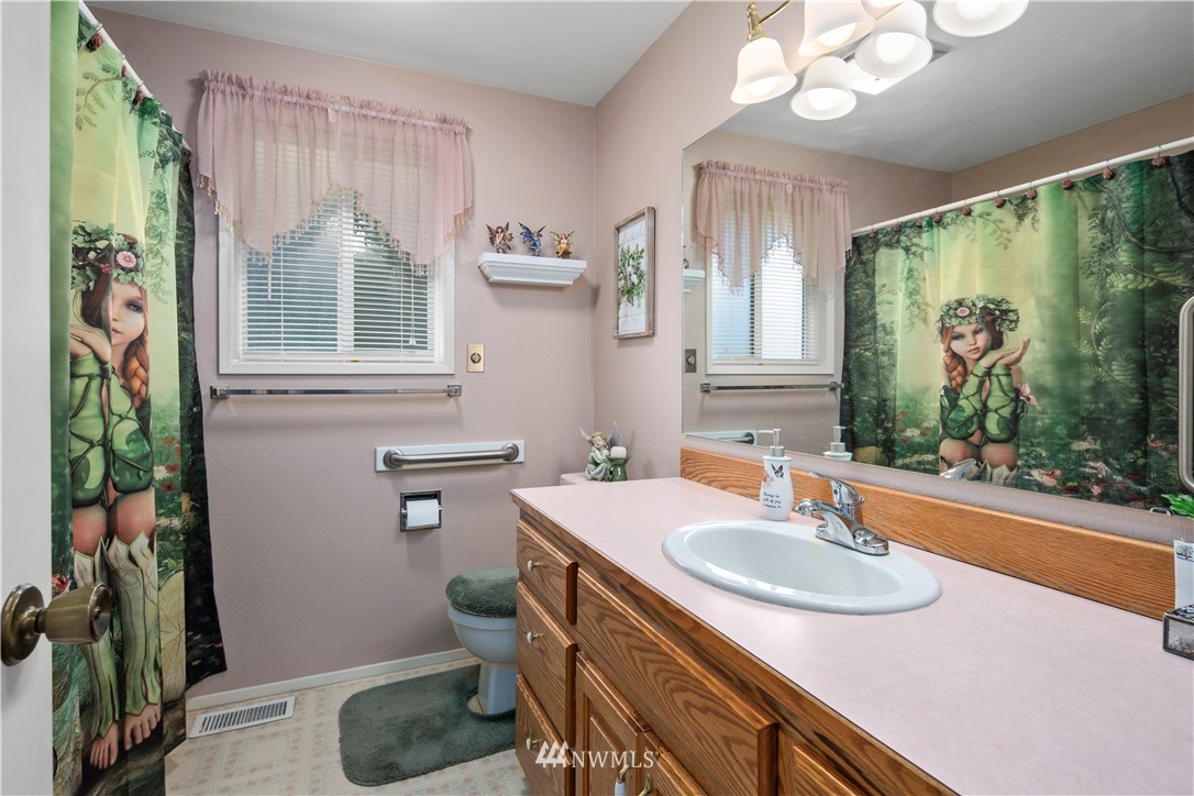 495 East Hemmi Road Lynden, WA 98264 - Photo 19 of 29 Gallery Image 19
