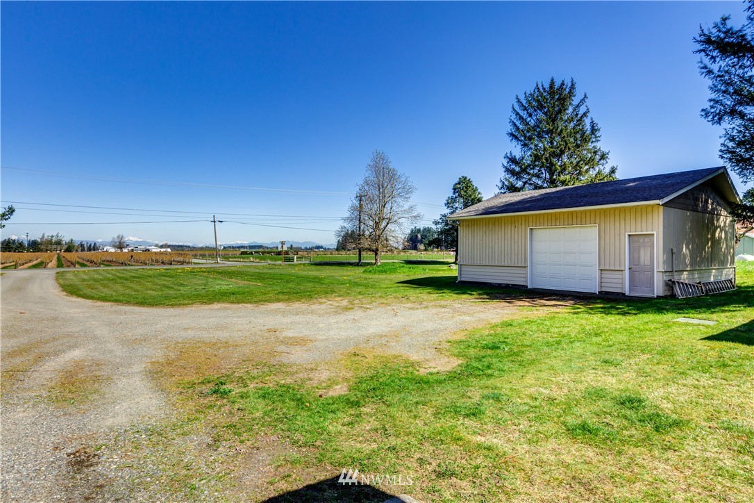 495 East Hemmi Road Lynden, WA 98264 - Photo 26 of 29 Gallery Image 26