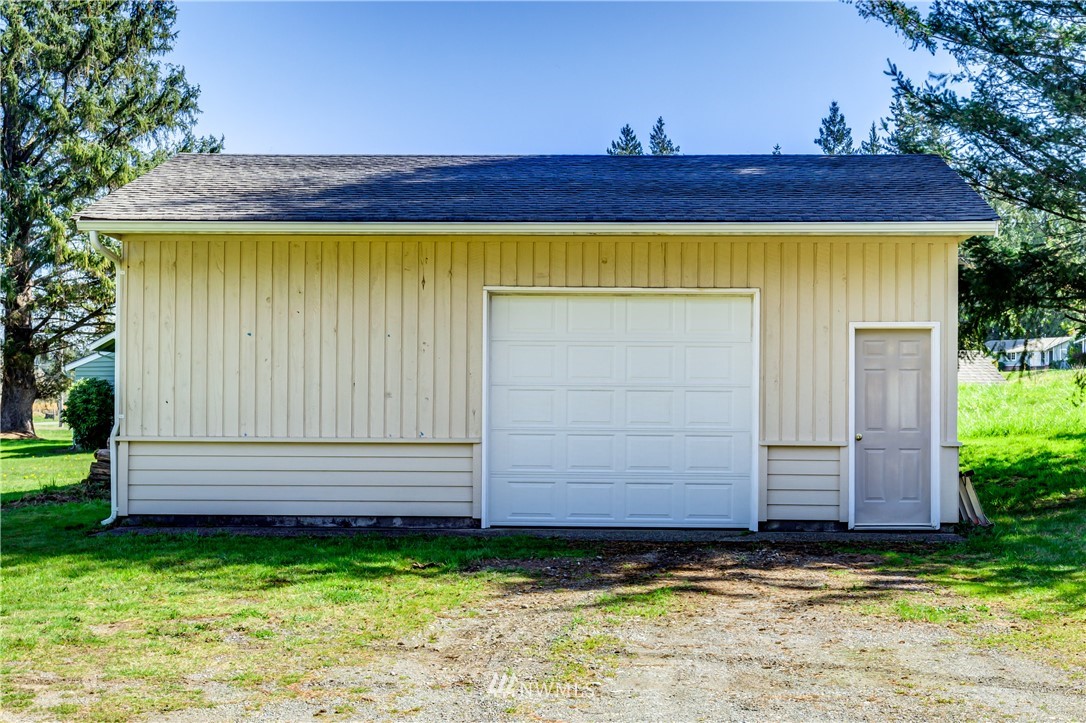 495 East Hemmi Road Lynden, WA 98264 - Photo 27 of 29 Gallery Image 27