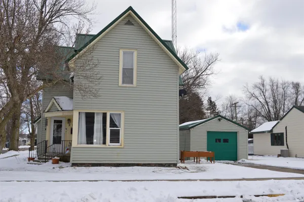 $184,900 | 209 North Lake Street, Syracuse, IN 46567
