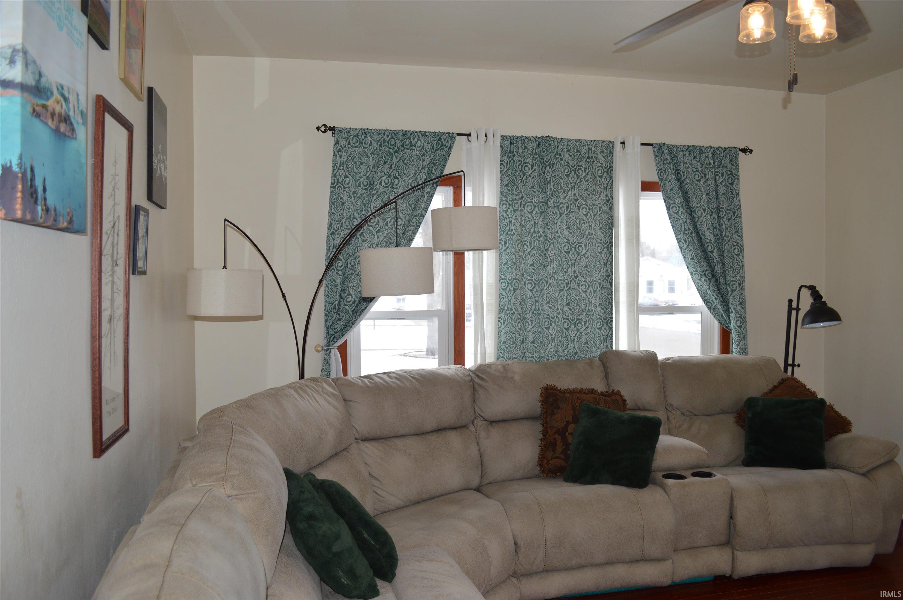 209 North Lake Street Syracuse, IN 46567 - Photo 15 of 18