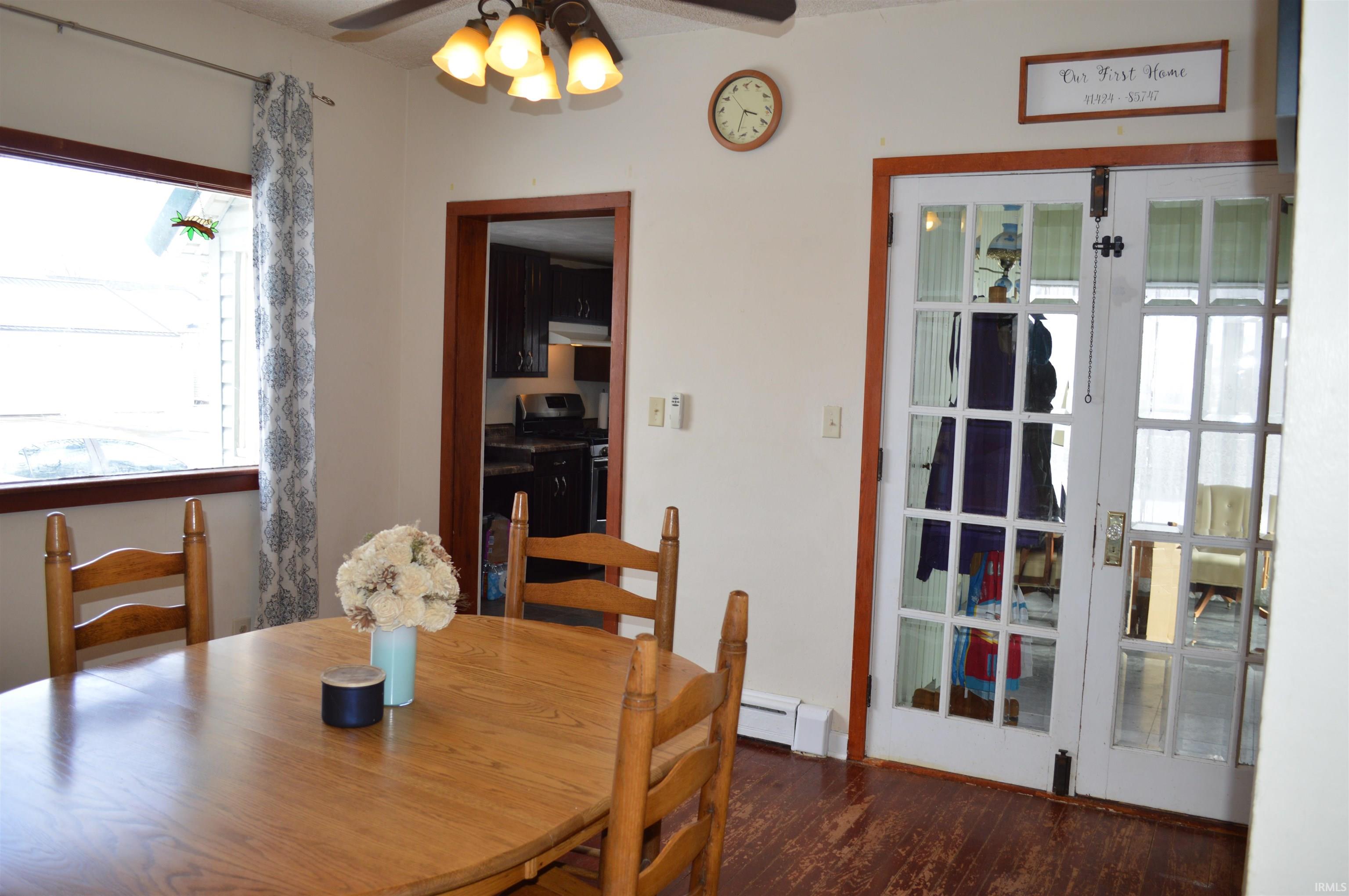 209 North Lake Street Syracuse, IN 46567 - Photo 3 of 18
