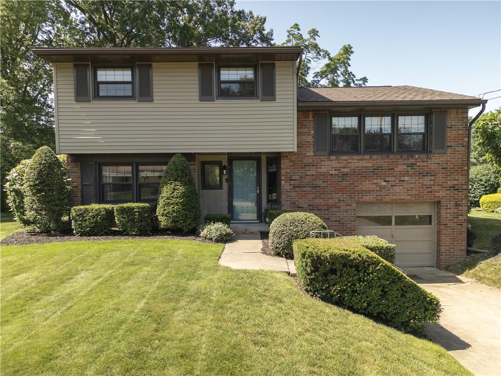 202 Lytton Road Coraopolis, PA 15108 - Photo 3 of 30 Gallery Image 3