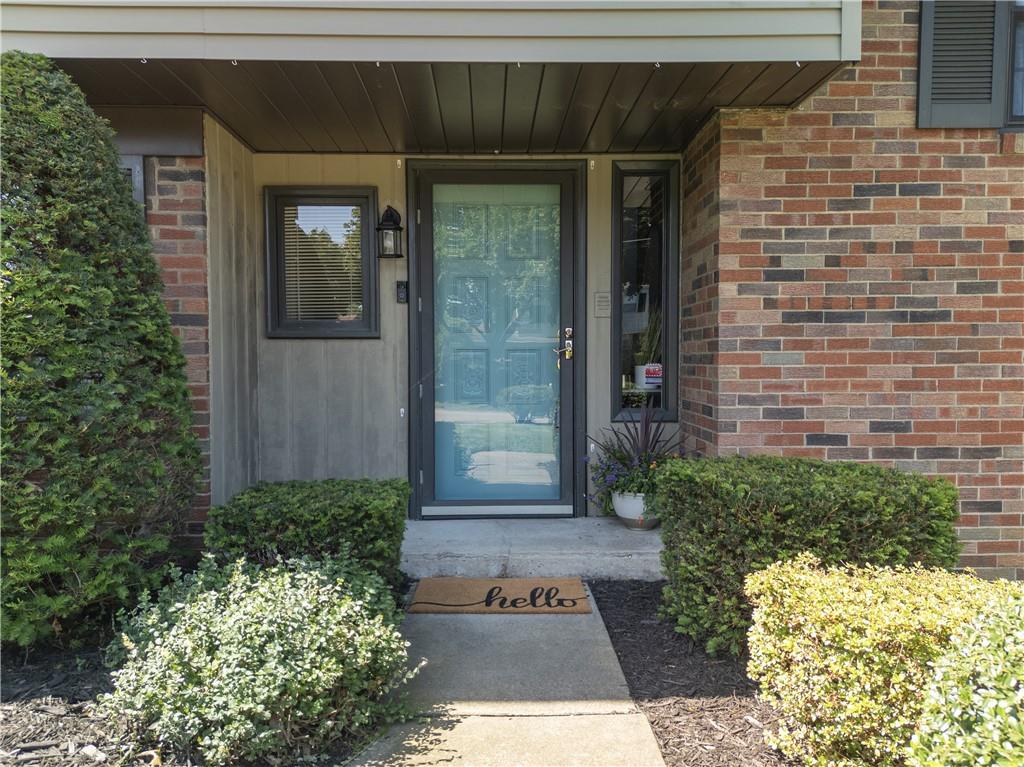202 Lytton Road Coraopolis, PA 15108 - Photo 4 of 30 Gallery Image 4