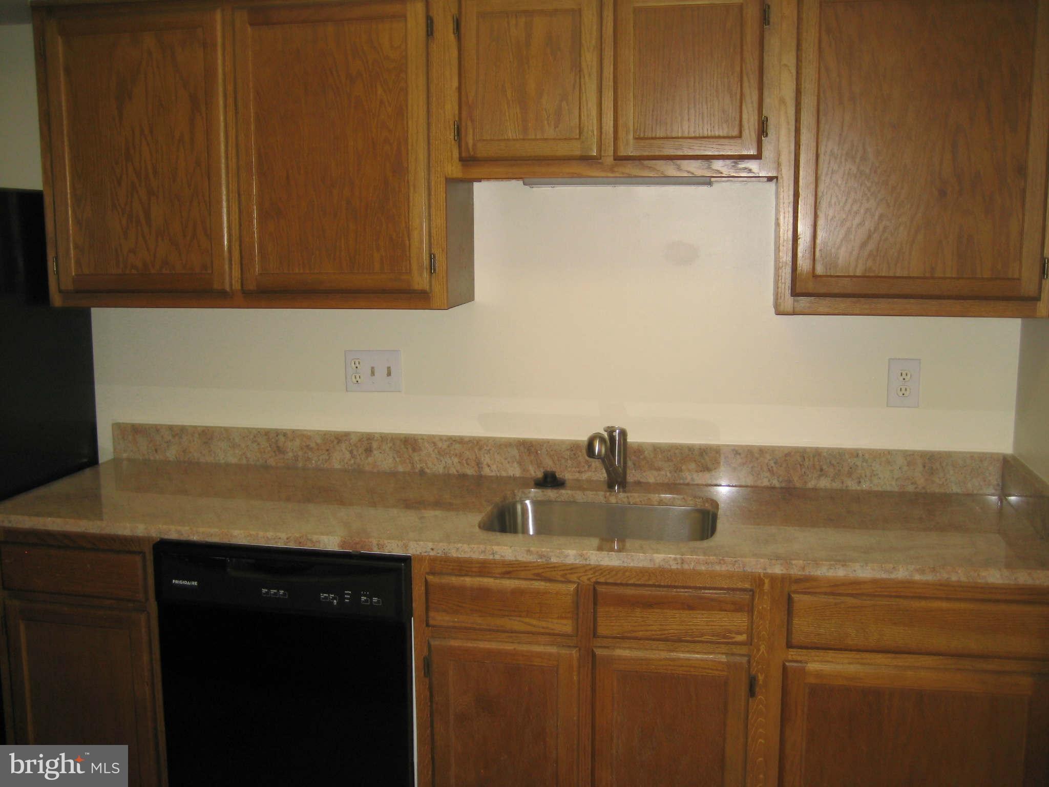 14943 Ladymeade Circle Silver Spring, MD 20906 - Photo 6 of 25 Kitchen