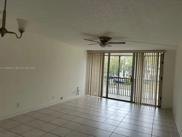 $2,000 | 3651 Environ Boulevard, Unit 256, Lauderhill, FL 33319