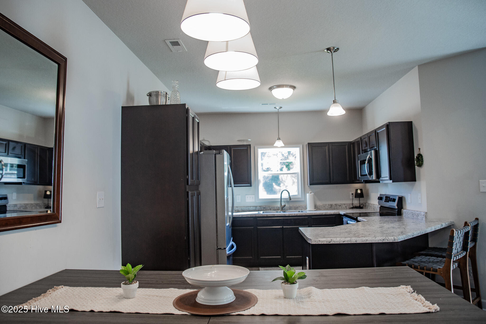 258 Currituck Drive Holly Ridge, NC 28445 - Photo 8 of 42 IMG_5503