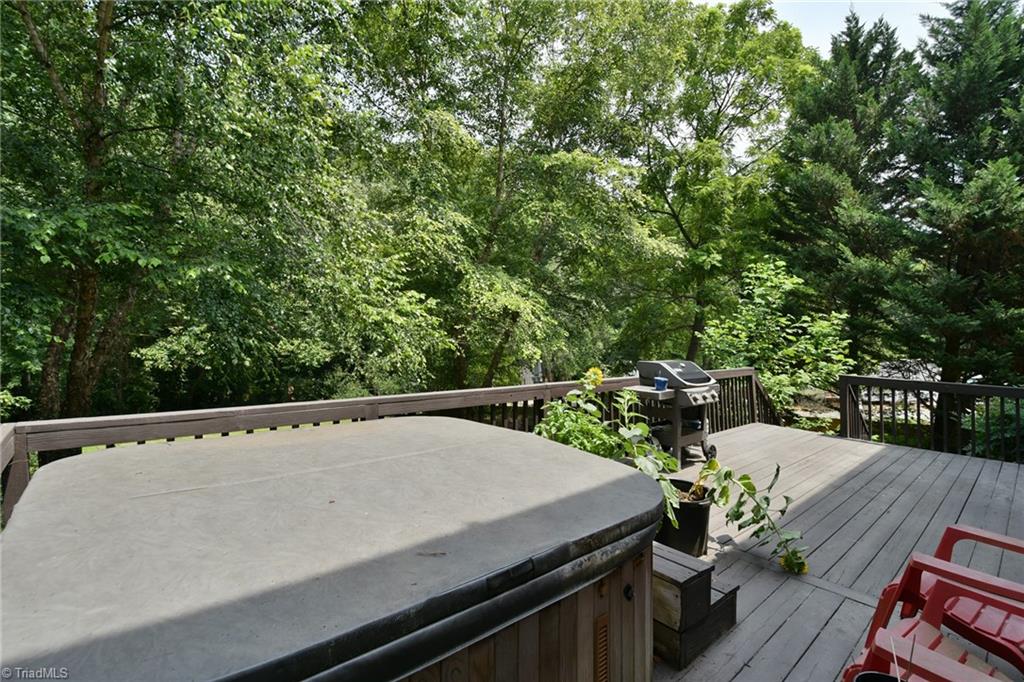 3579 Milhaven Road Winston-Salem, NC 27106 - Photo 9 of 32 Gallery Image 9