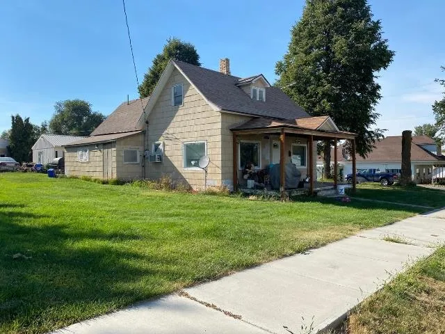 $169,000 | 204 South 3rd Street, Almira, WA 99103