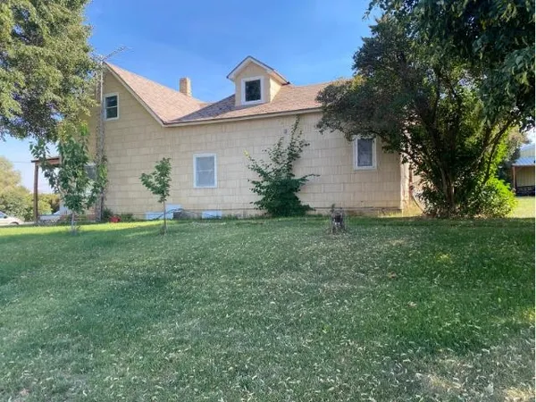 $159,000 | 204 South 3rd Street, Almira, WA 99103